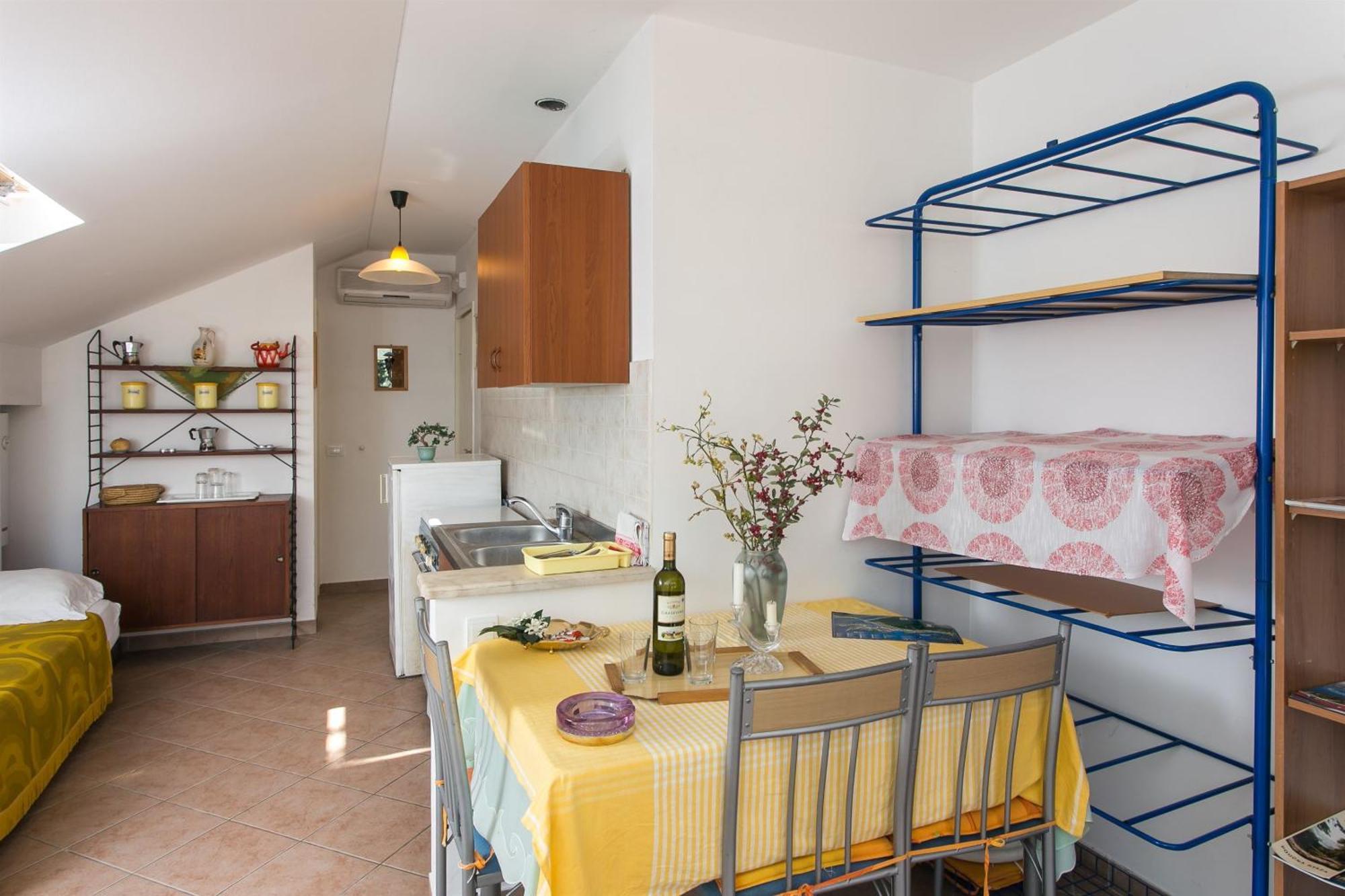 זאטון Apartments Marija - 50M From Beach מראה חיצוני תמונה